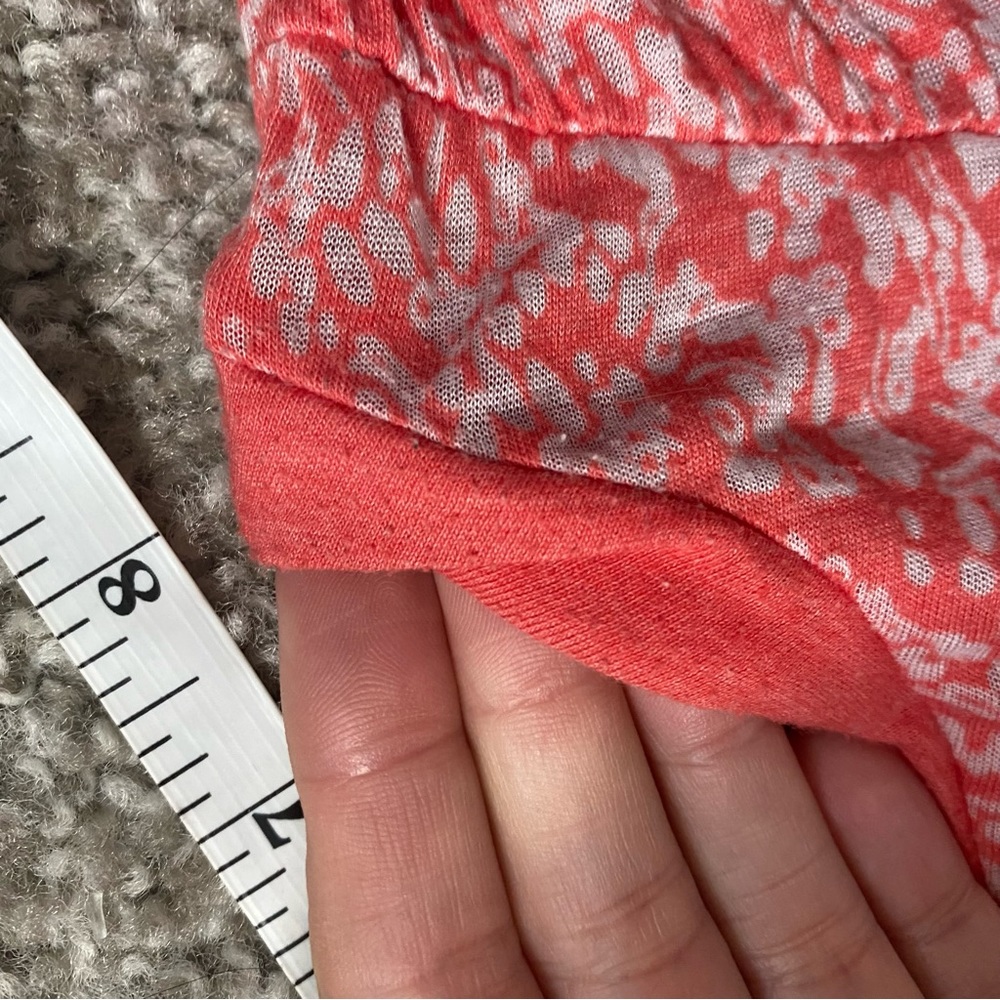 VELVET BY GRAHAM & SPENCER Coral and White Scoop Neck Sleeveless Tank Top - Picture 11 of 11